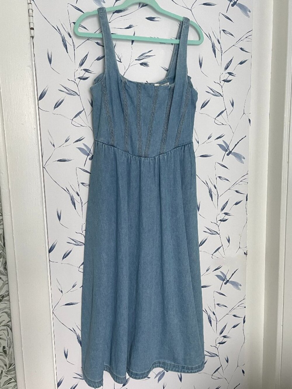 WAYF Daisy Sleeveless Denim Midi Dress - Picture 4 of 9